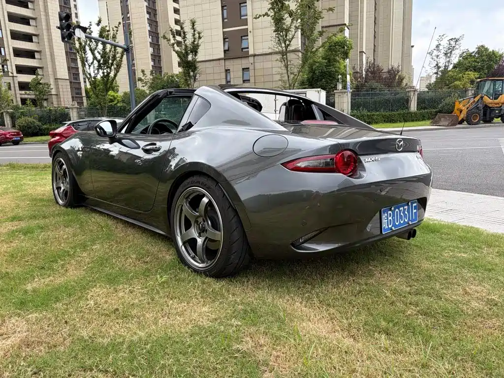 Mazda MX-5 — миниатюра 5