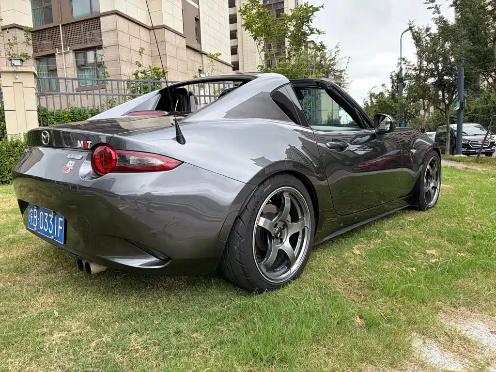 Mazda MX-5 — миниатюра 7