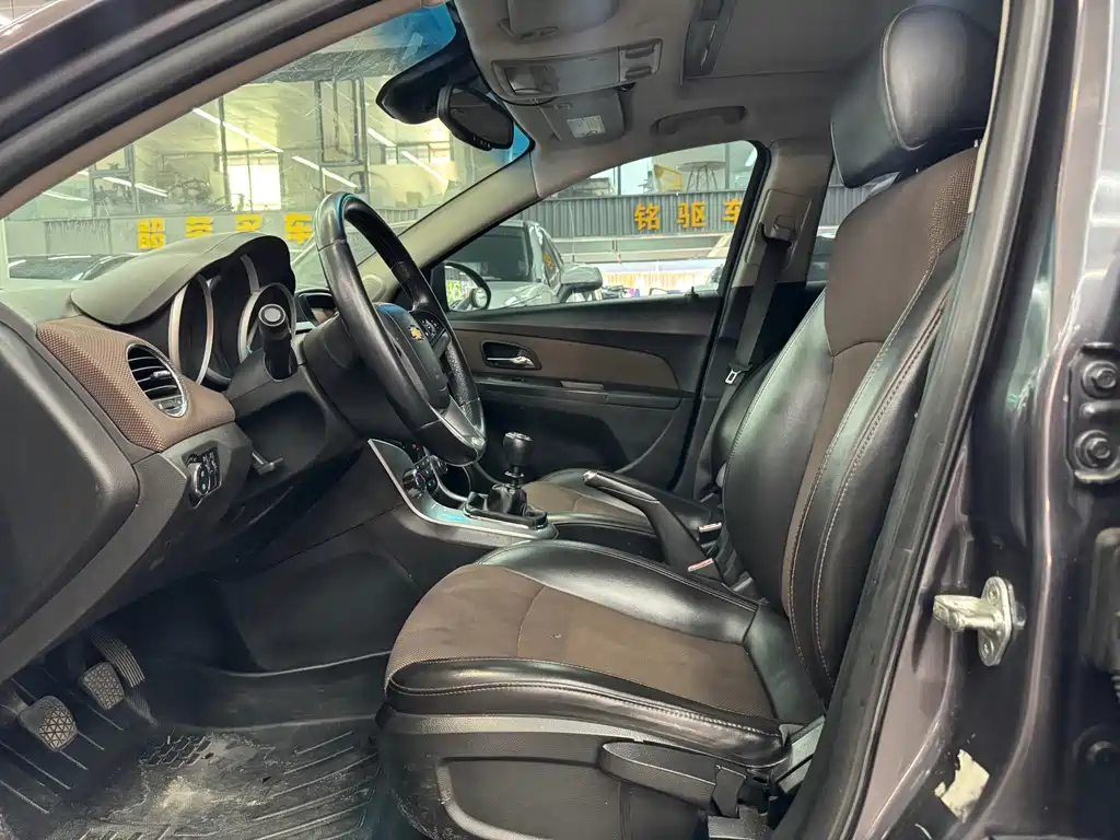 Chevrolet Cruze — миниатюра 9