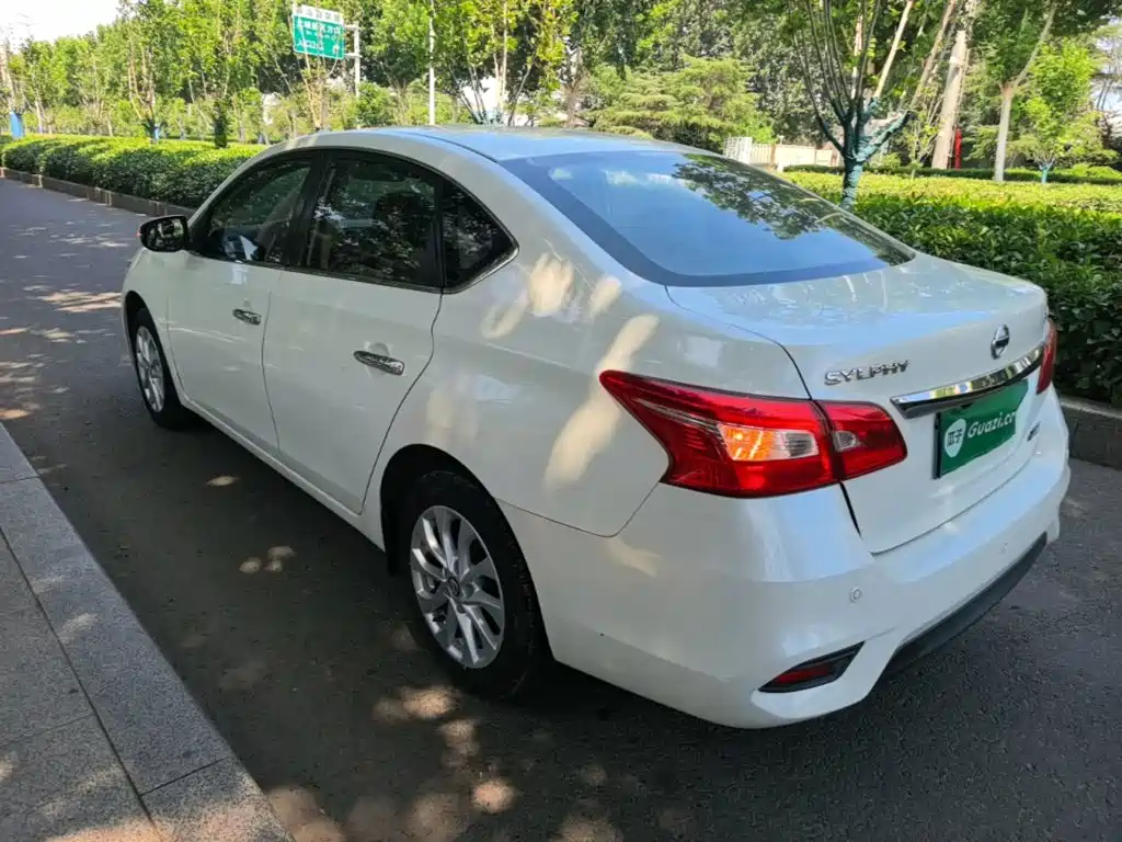 Nissan Sylphy — миниатюра 5