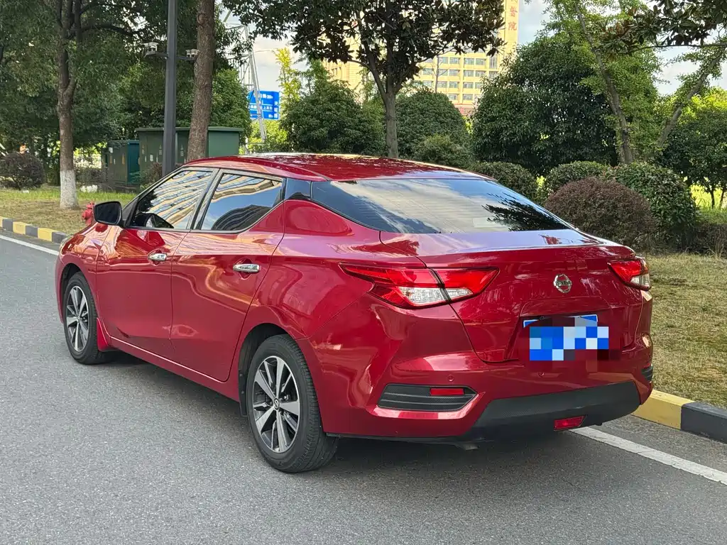 Nissan Bluebird — миниатюра 20