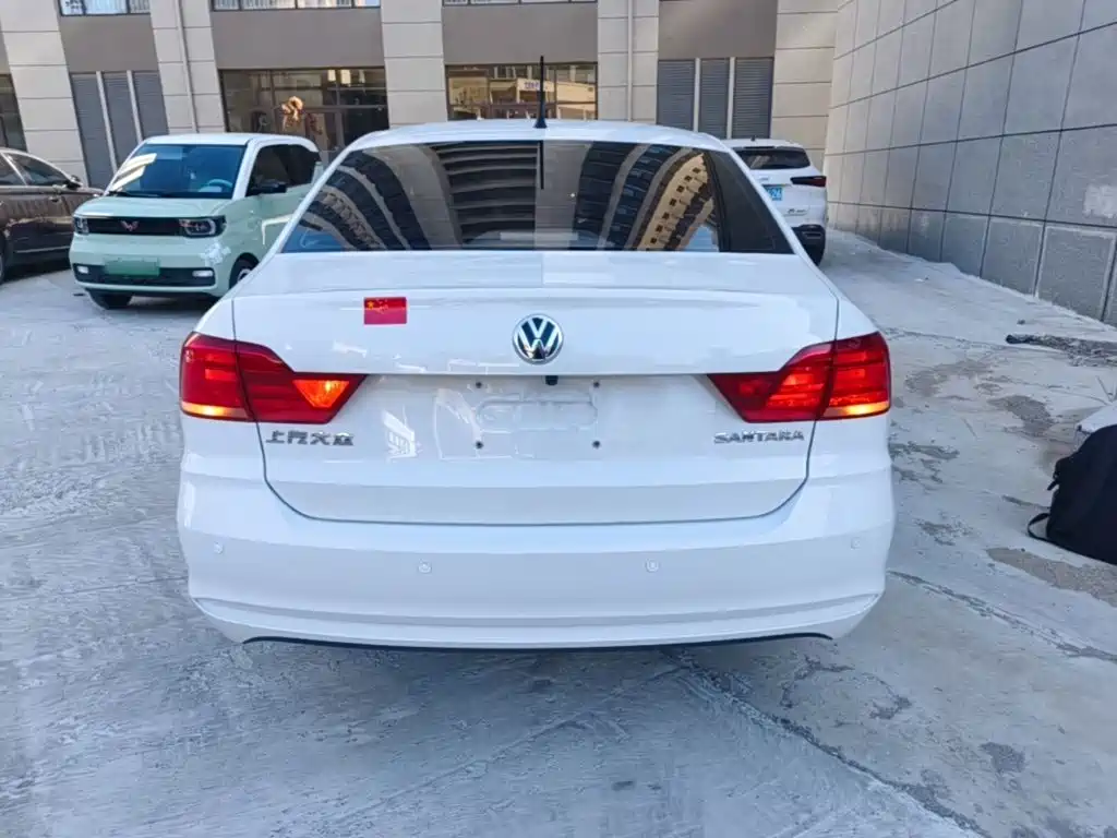 Volkswagen Santana — миниатюра 6