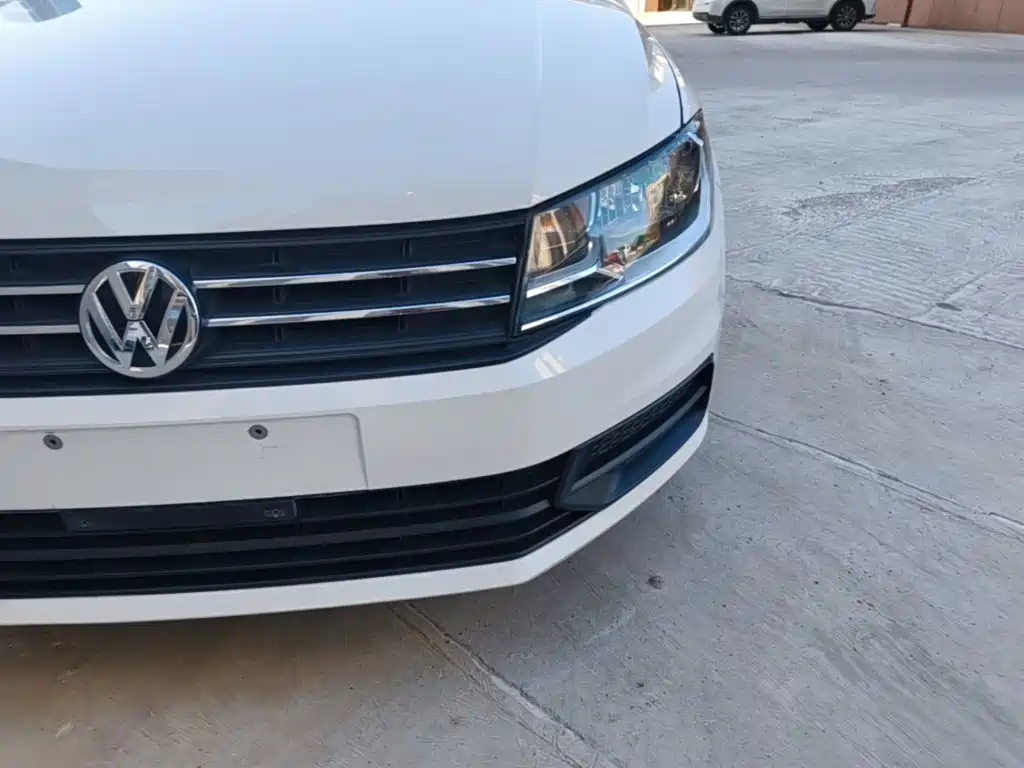 Volkswagen Santana — миниатюра 24