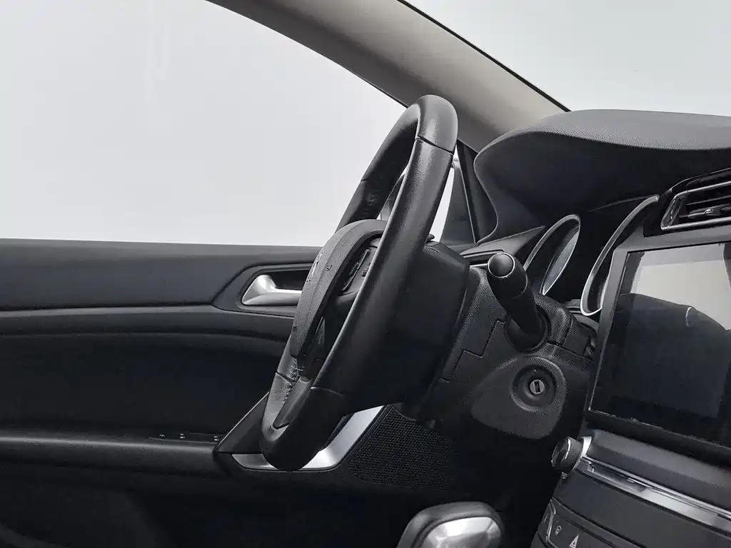 Peugeot 408 — миниатюра 22