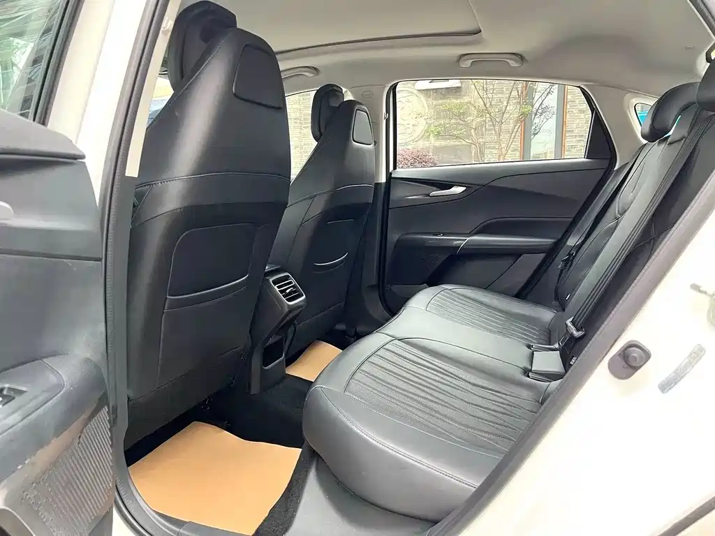 Changan Eado — миниатюра 6