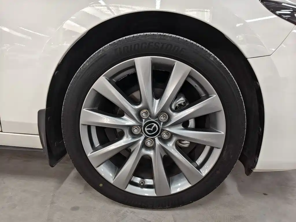 Mazda 3 Axela — миниатюра 4