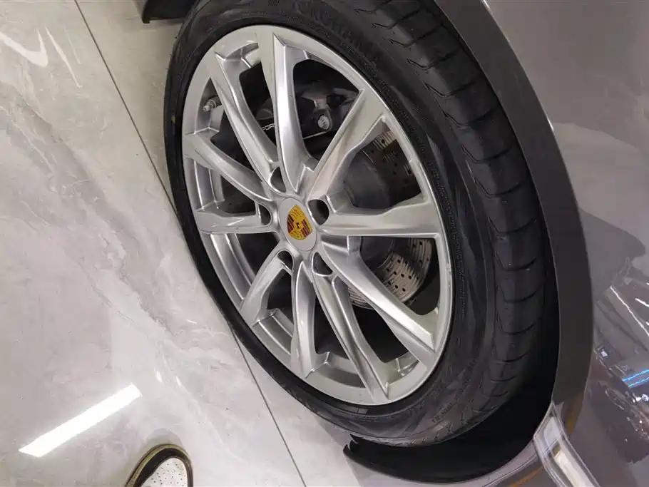 Porsche 718 2020 Cayman 2.0T