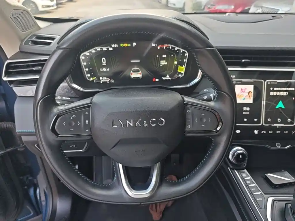 Lynk & Co 05 — миниатюра 11