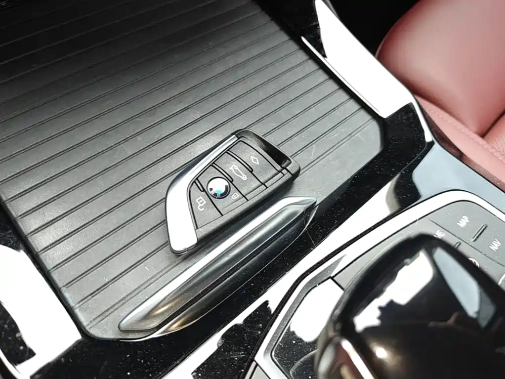 BMW X3 — миниатюра 9