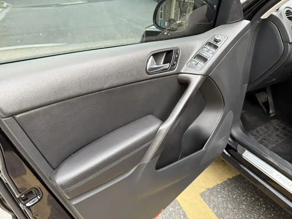 Volkswagen Tiguan — миниатюра 6