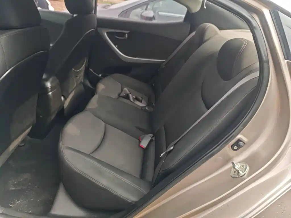 Hyundai Elantra Langdong — миниатюра 17