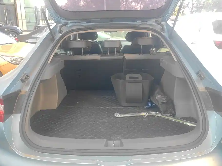 Baojun RC-6 — миниатюра 4