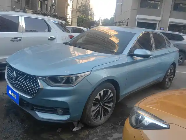 Baojun RC-6