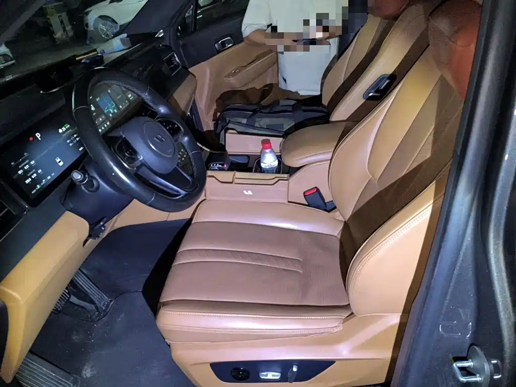 Li Auto Li ONE — миниатюра 16