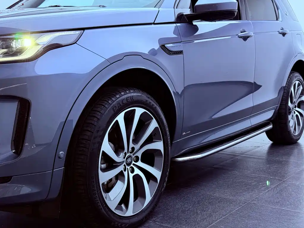 Land Rover Discovery Sport Hybrid — миниатюра 29