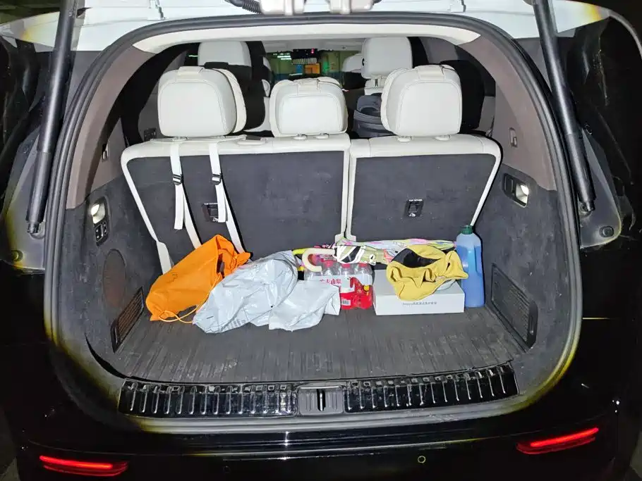 Li Auto Li MEGA — миниатюра 4
