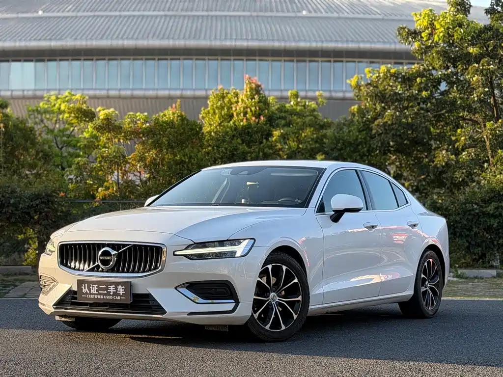 Volvo S60 2020