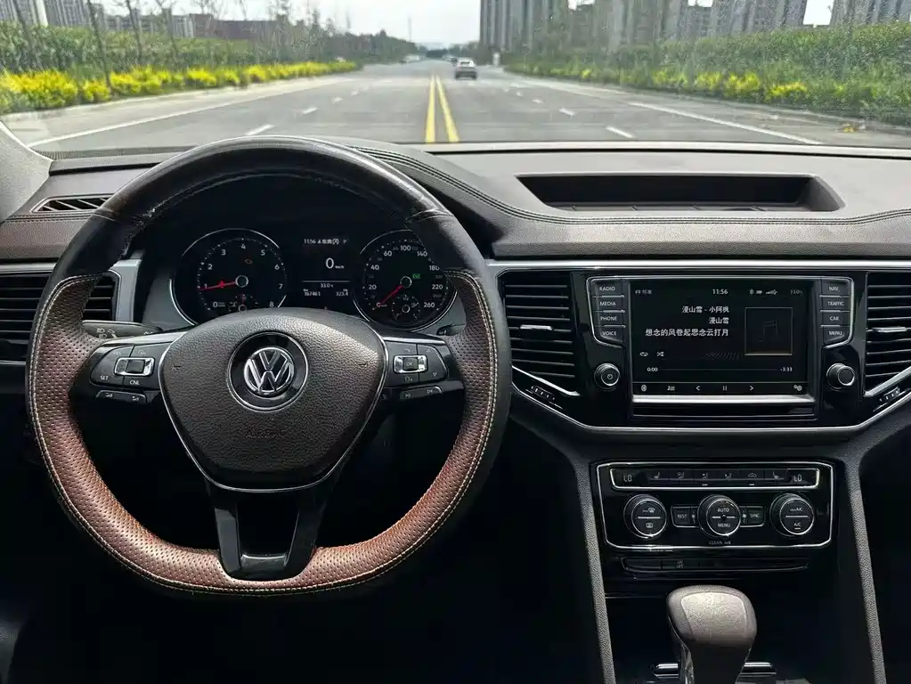 Volkswagen Teramont — миниатюра 5