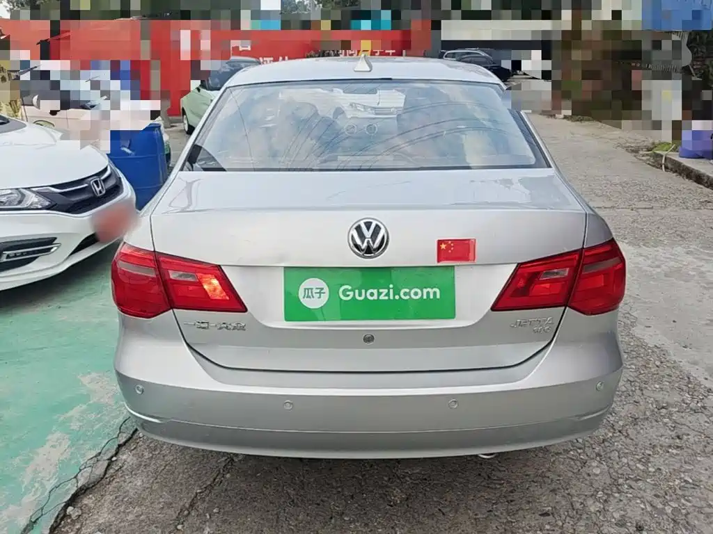 Volkswagen Jetta — миниатюра 6