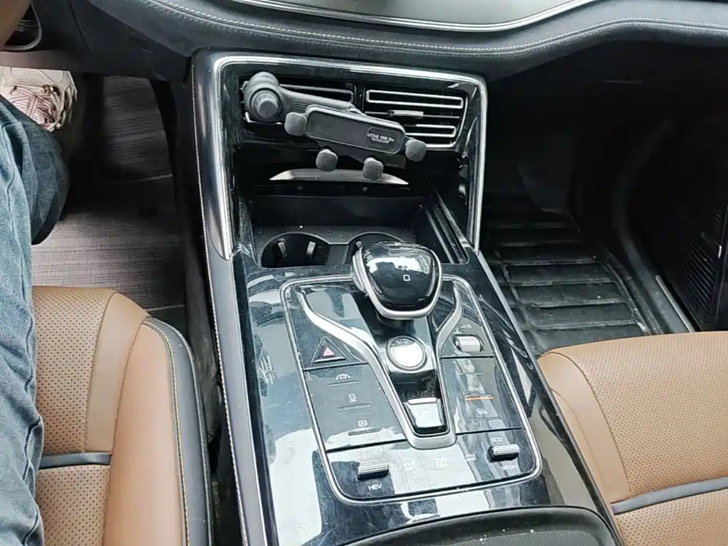 BYD Tang New Energy — миниатюра 14