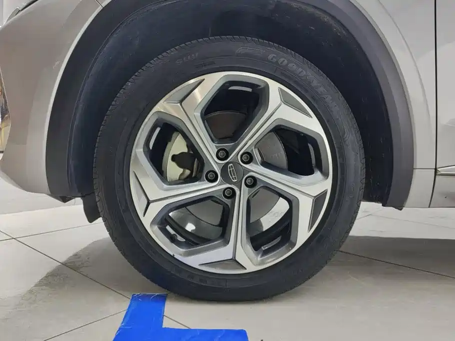 Geely Xingyue L — миниатюра 6
