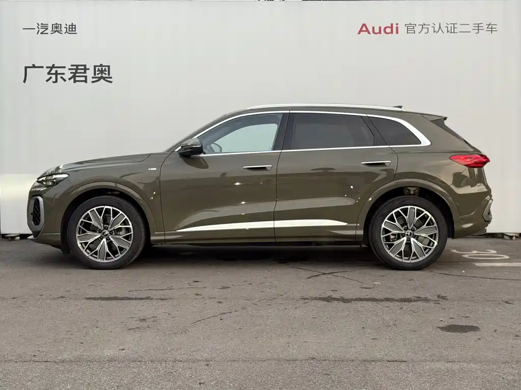 Audi Q5L — миниатюра 18