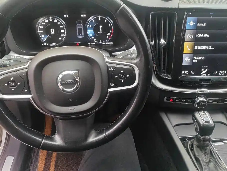Volvo XC60 — миниатюра 12