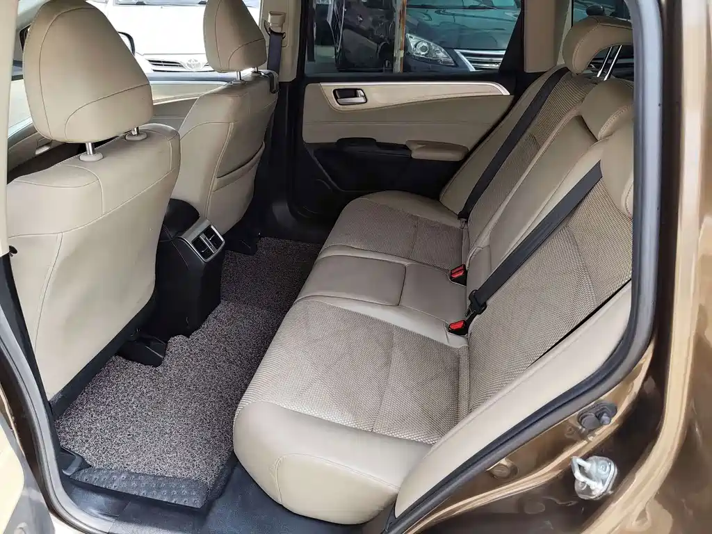 Honda Jade — миниатюра 5