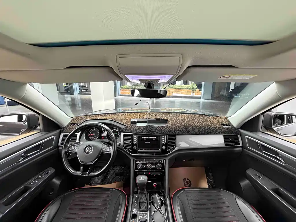 Volkswagen Teramont — миниатюра 17