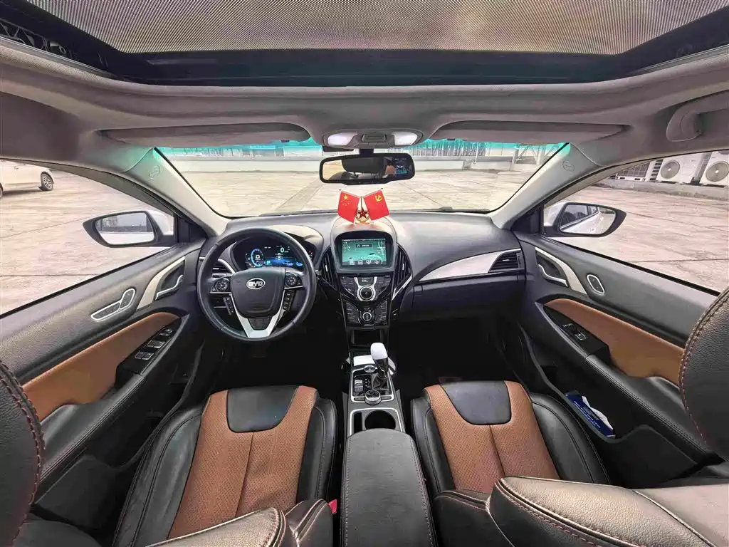 BYD Qin NEV — миниатюра 8