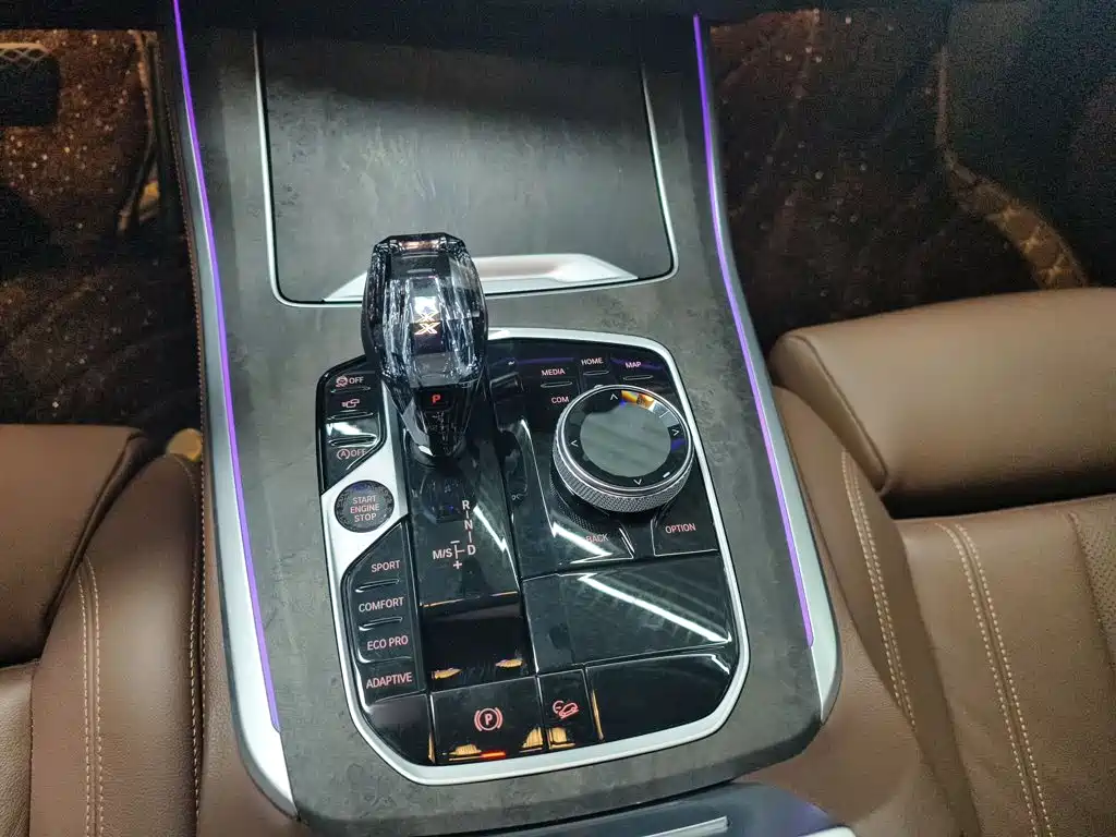 BMW X5 (Import) — миниатюра 10