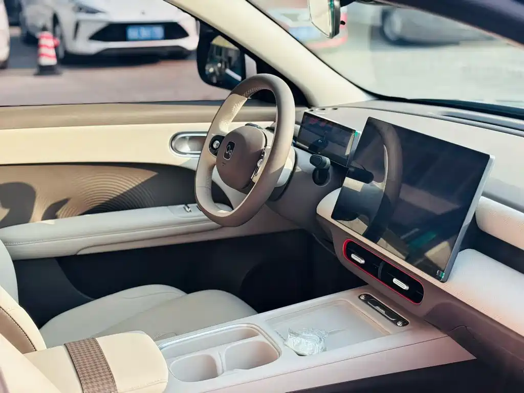Chery QQ QQ3 EV — миниатюра 7