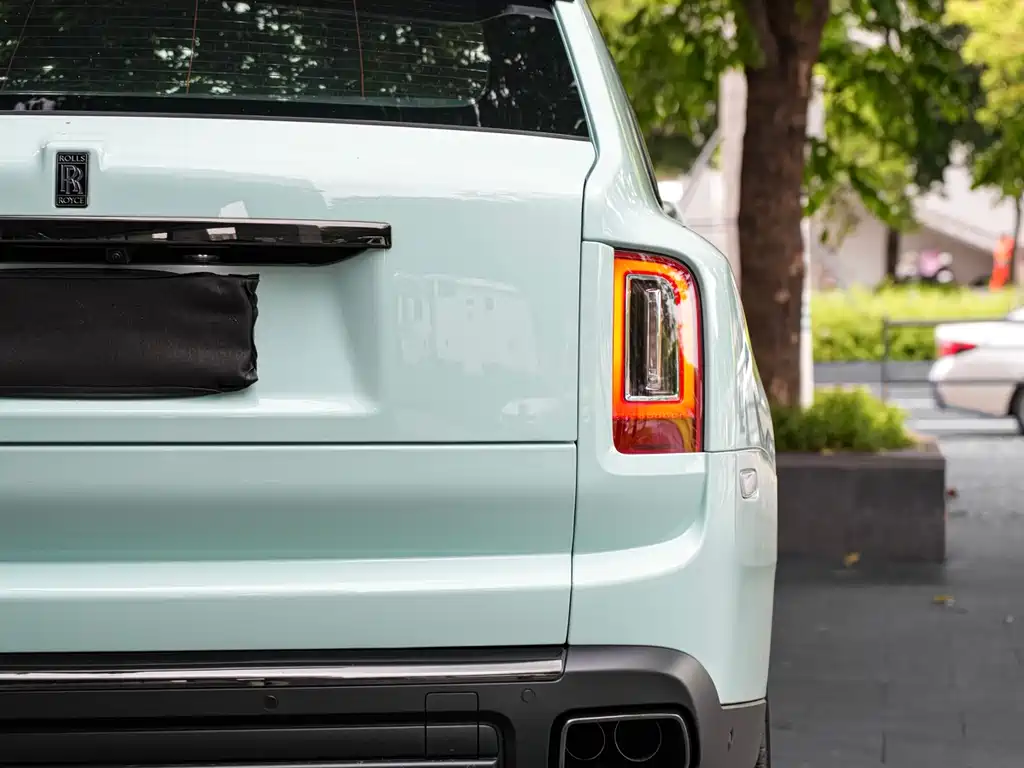 Rolls-Royce Cullinan 2022 Black Badge