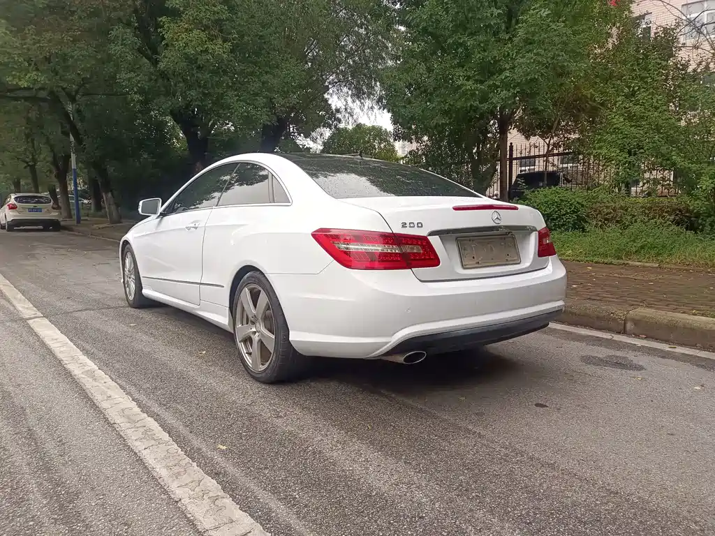 Mercedes-Benz E-Class (Import) — миниатюра 8