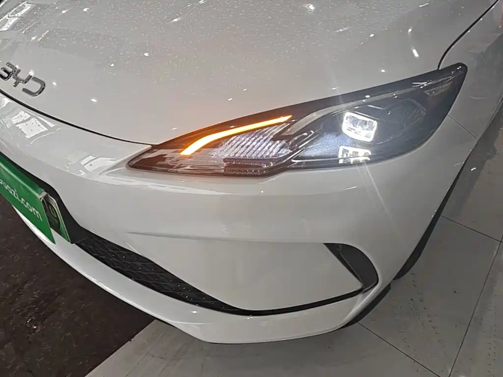 BYD Seal 05 DM-i — миниатюра 24
