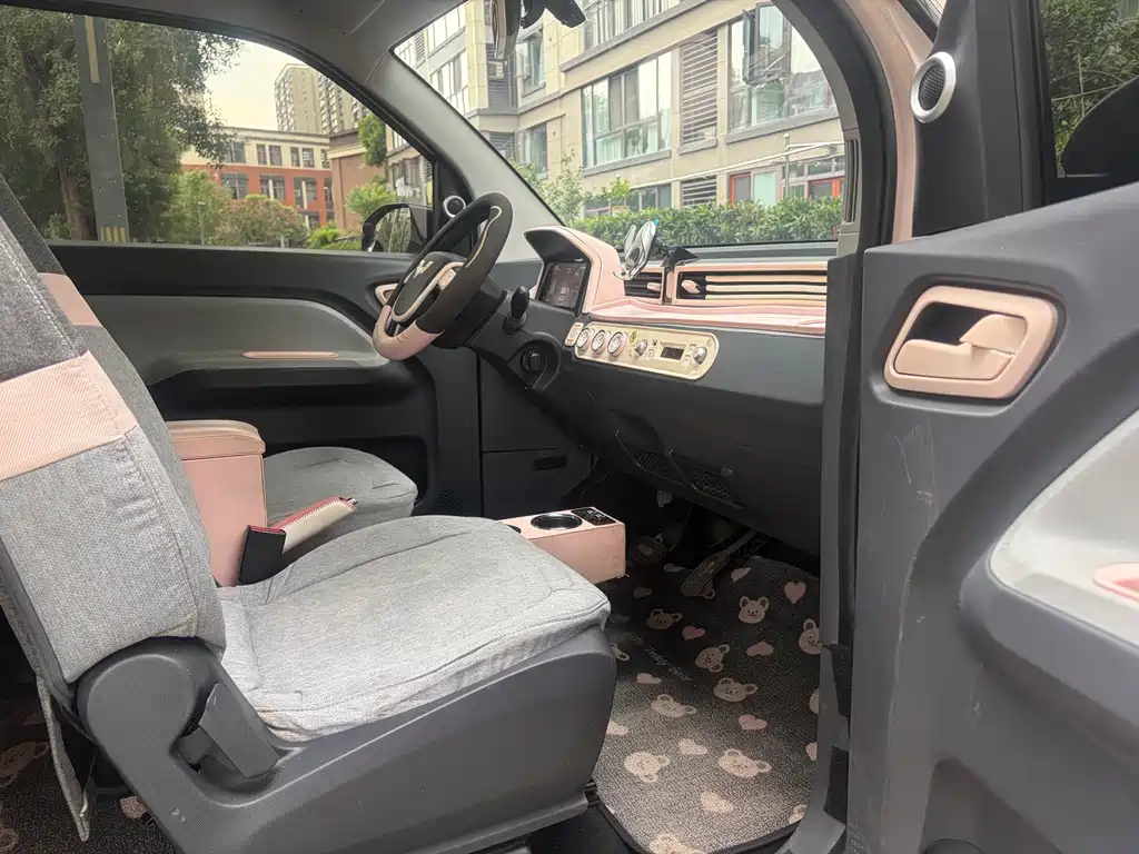 Wuling MINIEV — миниатюра 10