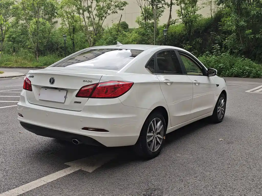 Changan Eado — миниатюра 10