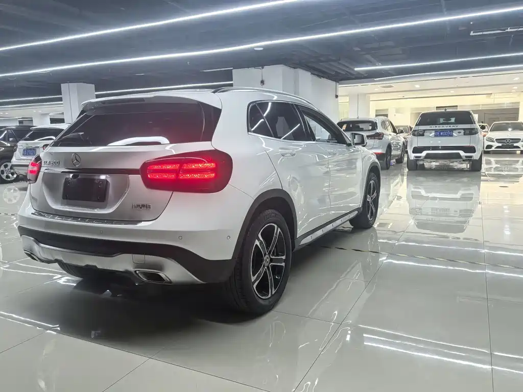 Mercedes-Benz GLA — миниатюра 4