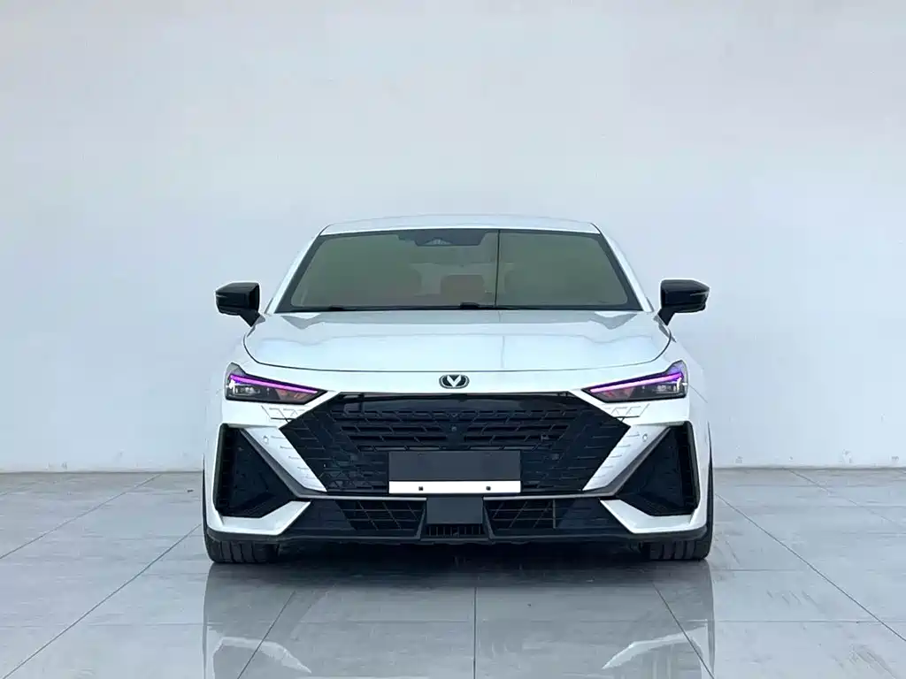 Changan UNI-V — миниатюра 2