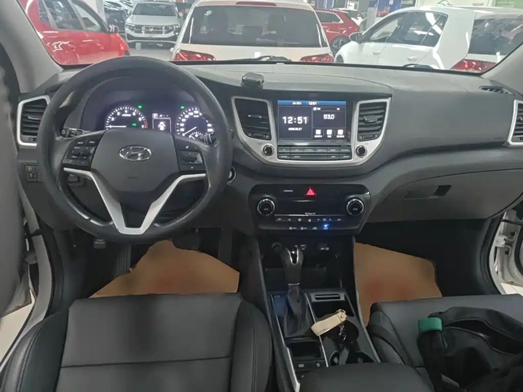 Hyundai Tucson 2015 1.6T DCT Lead