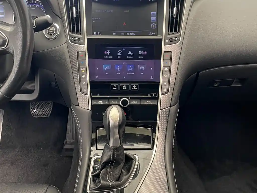 Infiniti Q50L 2016 2.0T Enjoy