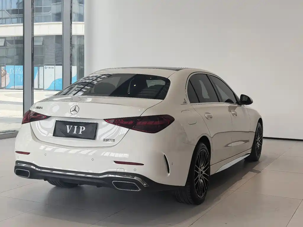 Mercedes-Benz C-Class — миниатюра 9