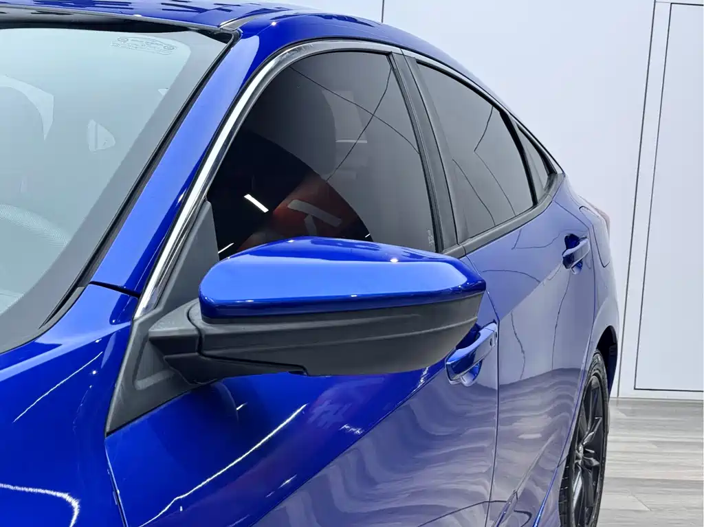 Honda Civic 2019 220TURBO CVT V