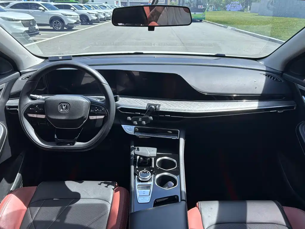 Changan Eado — миниатюра 4
