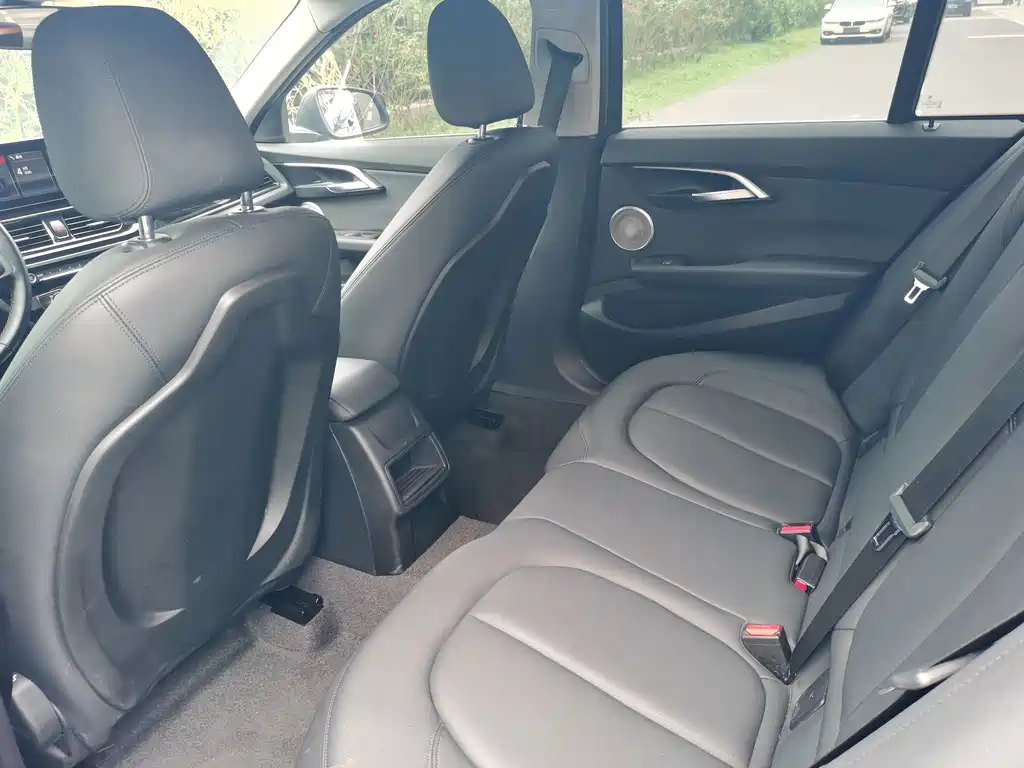 BMW 1 Series — миниатюра 11