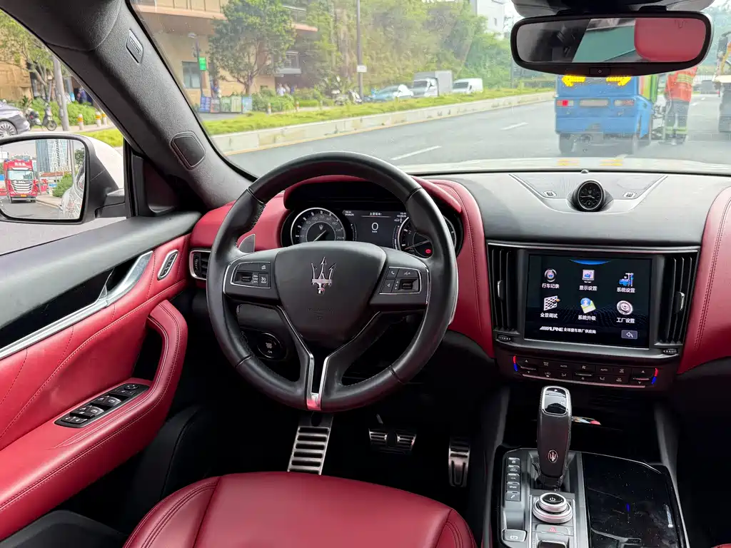 Maserati Levante — миниатюра 14
