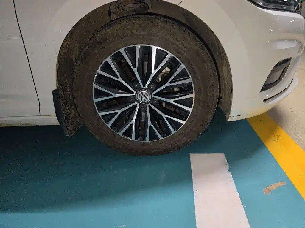 Volkswagen Sagitar — миниатюра 23