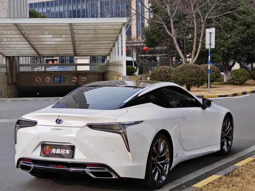 LEXUS LC