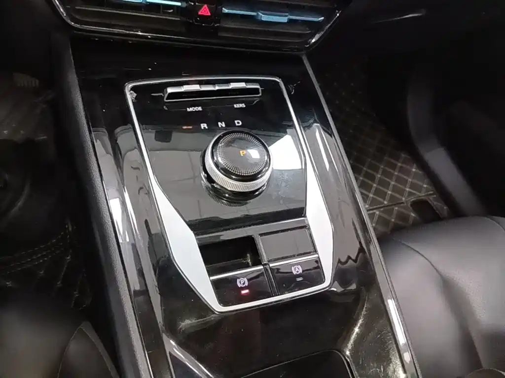 Roewe Ei5 — миниатюра 14