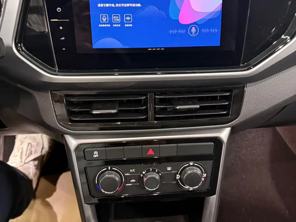 Volkswagen T-Cross — миниатюра 9